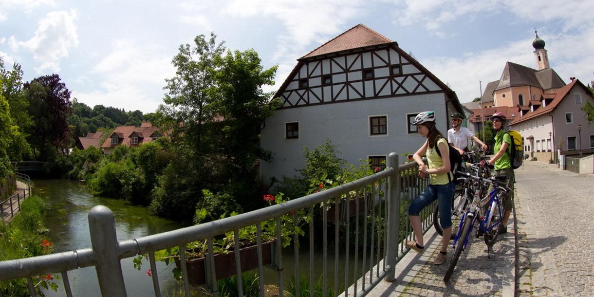 Schwarze Laber Radweg Neumarkt In Der Oberpfalz schwarze-laber-radweg-neumarkt-in-der-oberpfalz